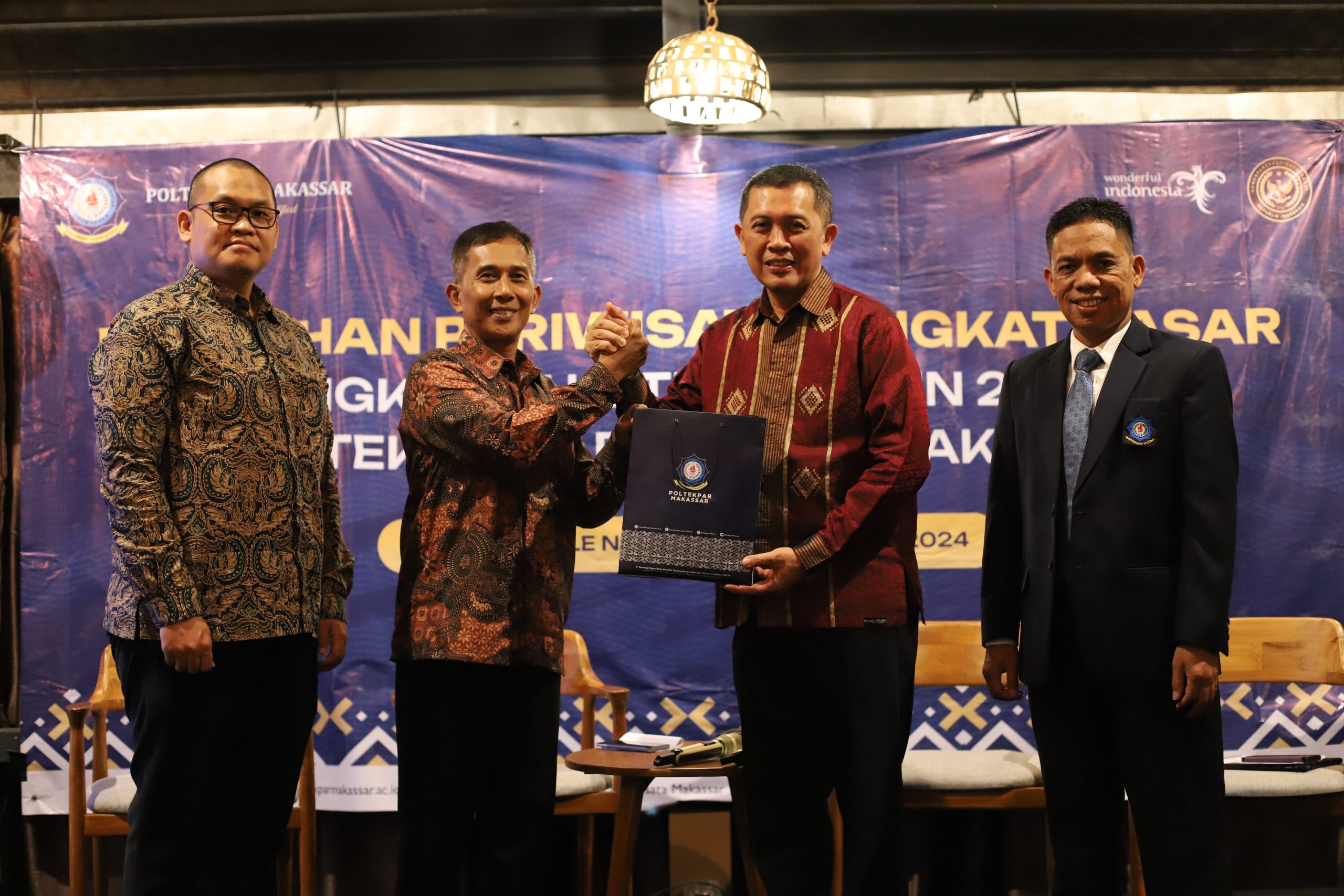 Bersama Pusbang SDM Kemenparekraf, Poltekpar Makassar Gelar Diklat Pariwsata dan Ekonomi Kreatif Tingkat Dasar